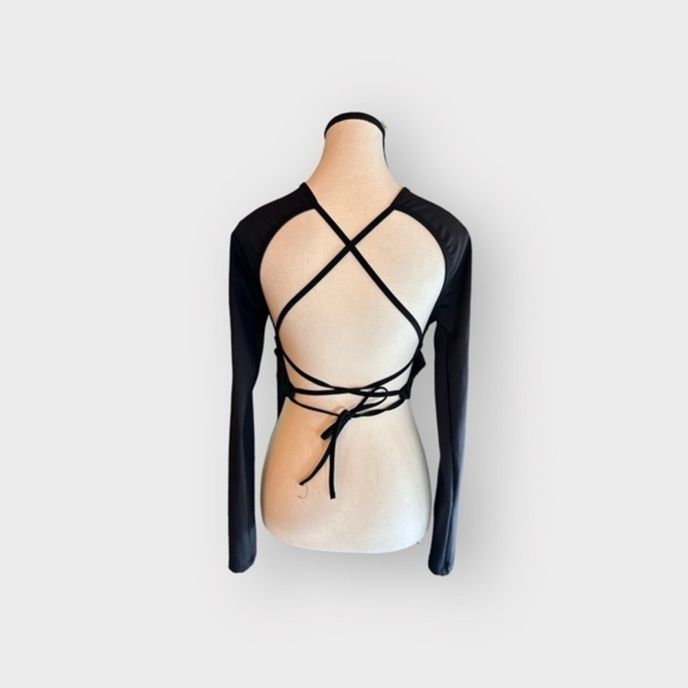 Women’s Sommer Ray Medium Lace Up Open Back Long Sleeve Top Black